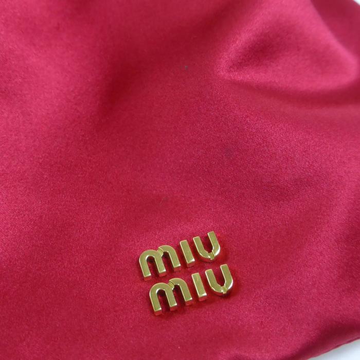miu miu（ミュウミュウ） シルクサテン 巾着 ポーチ ミニバッグ 5NG010