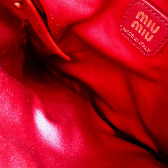 miu miu（ミュウミュウ） シルクサテン 巾着 ポーチ ミニバッグ 5NG010