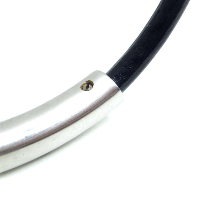 セリーヌ （CELINE） ロゴ プラン ソレイユ レザーコード ブレスレット 460ZW3BLM ブラック×シルバー（新品）の画像