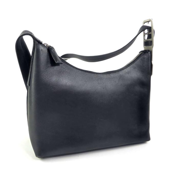 PRADA（プラダ） スムースレザー 肩掛け ハーフムーン ショルダー