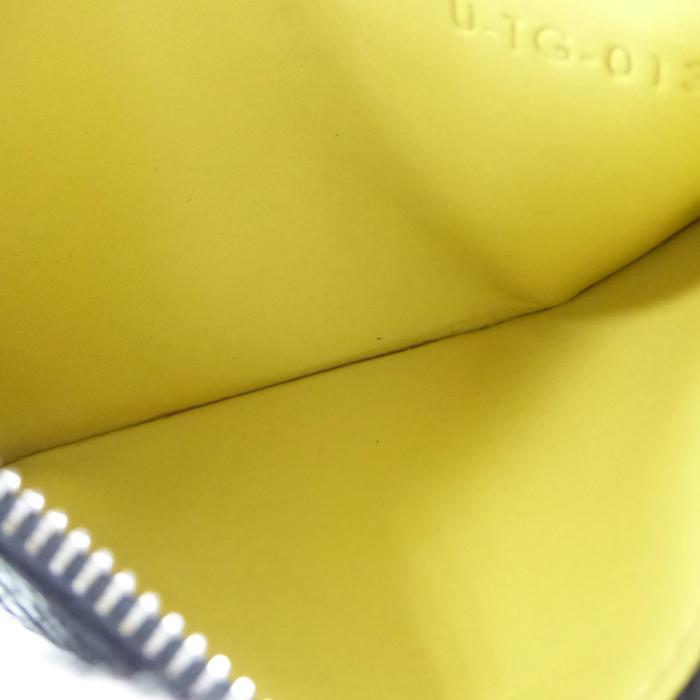 新品同様セリーヌコンパクトジップドカードホルダーカードケースパスケース CELINE（セリーヌ） コンパクト ジップドカードホルダー カードケース