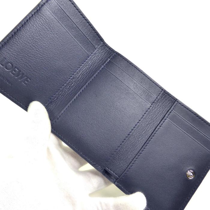 LOEWE（ロエベ） パファー アナグラム トライフォールド ウォレット 