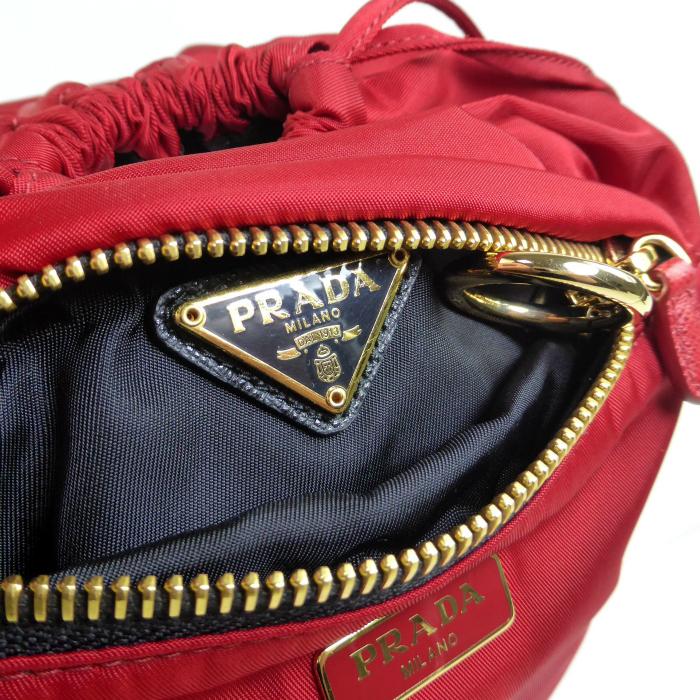 PRADA（プラダ） テスート ナイロン ポーチ ドローストリング 巾着
