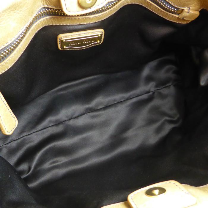 miu miu（ミュウミュウ） ギャザー入り ヴィッテロ ラックス VITELLO