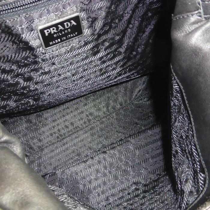 PRADA（プラダ） プラハンドル レザー 肩掛け セミショルダー
