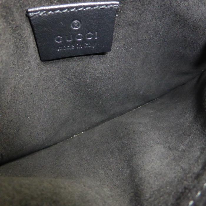 GUCCI（グッチ） レザー セミショルダー バッグ 肩掛け ポーチ付き