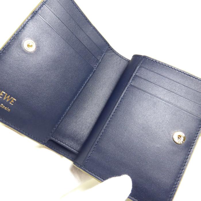 新品 定価以下 LOEWE ロエベ ノット コンパクト ウォレット 財布 2025年に向けて新調したい！「ロエベ」の新作財布｜人気コレクション