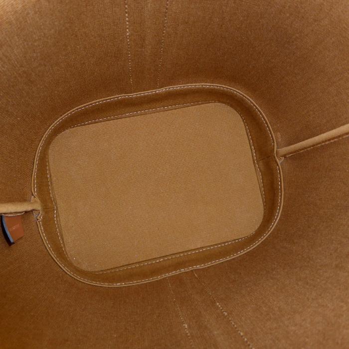 TRIOMPHE セリーヌ （CELINE） スモール バケット トリオンフ