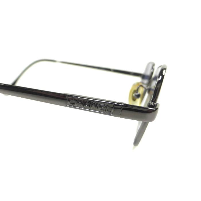 CHANEL メタルフレーム サングラス CHANEL（シャネル） ミニ スクエア メタル サングラス 細フレーム