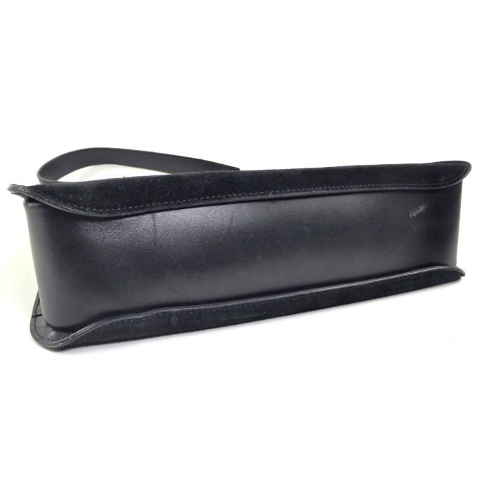 GUCCI（グッチ） スエード セミショルダー バッグ 肩掛け 0013767