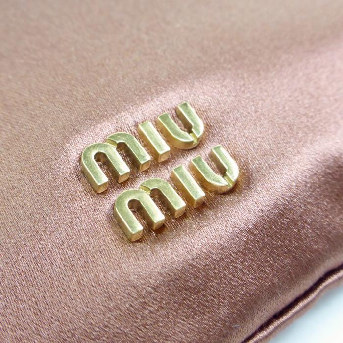 miu miu（ミュウミュウ） シルクサテン 巾着 ポーチ ミニバッグ 5NG010