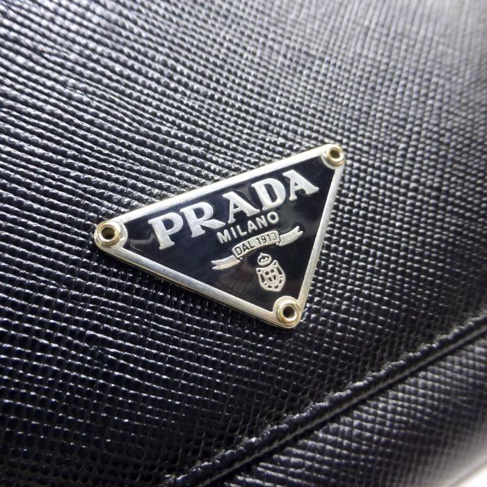 PRADA（プラダ） サフィアーノ トライアングルロゴ コンパクト 三