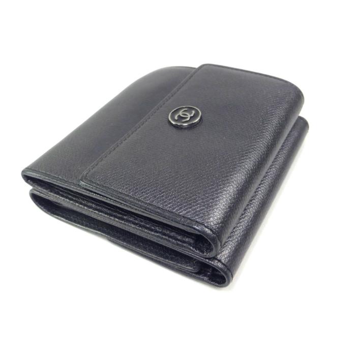 CHANEL（シャネル） ココボタン Wホック 三つ折り コンパクト 財布
