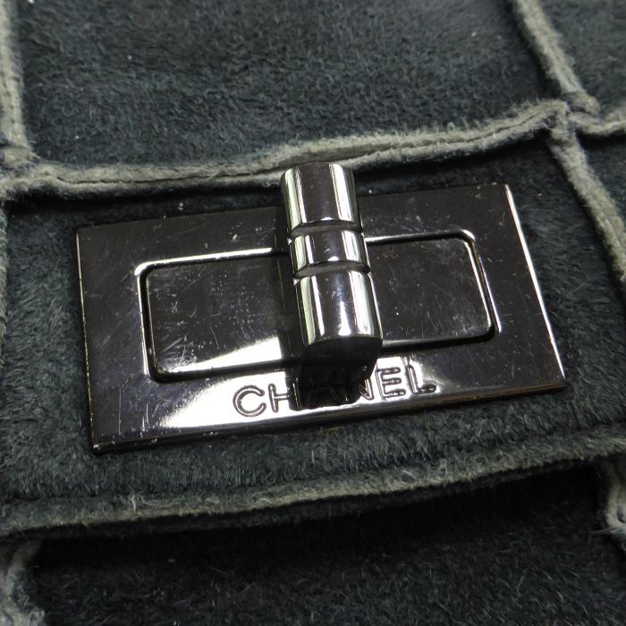 CHANEL（シャネル） ムートン 2.55 チョコバー チェーン ショルダー