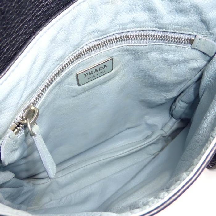 バッグ PRADA プラダ ナイロン トートバッグ タッセル チャーム 付き