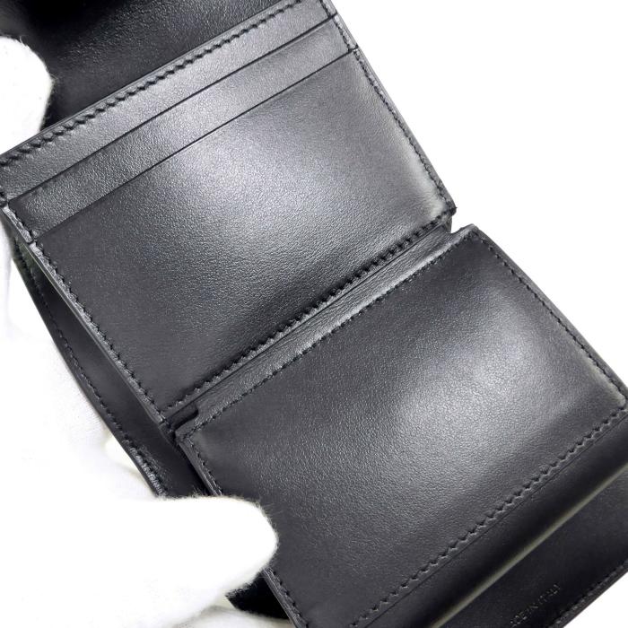 美品✨セリーヌ 三つ折り財布 スモールトリフォールド ウォレット ブラック CELINE（セリーヌ） スモール トリフォールド ウォレット コンパクト
