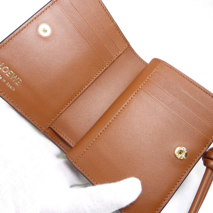 LOEWE（ロエベ） ノット コンパクト ウォレット 二つ折り 財布