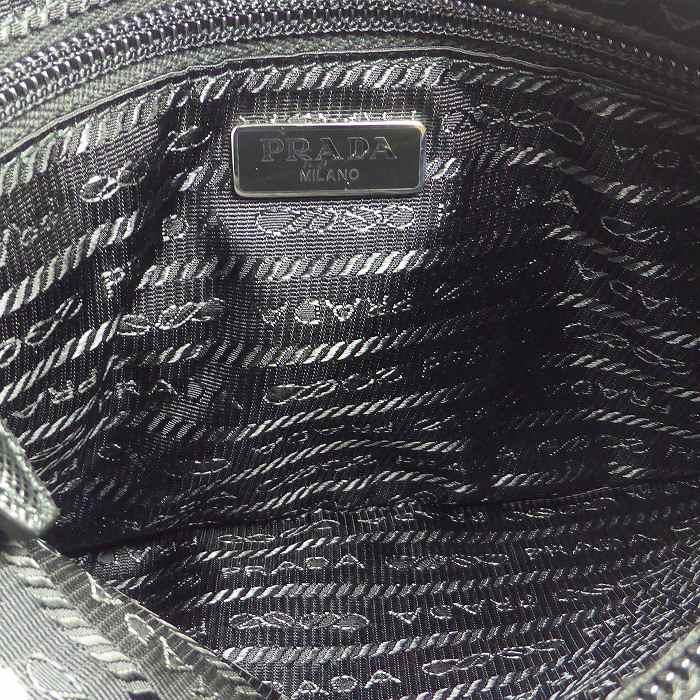 PRADA（プラダ） テスート ナイロン トライアングルロゴ ポーチ バッグ
