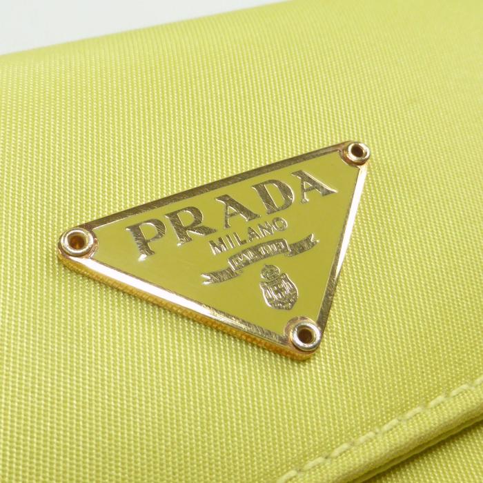PRADA（プラダ） ナイロン テスート トライアングルロゴ 三つ折り 財布