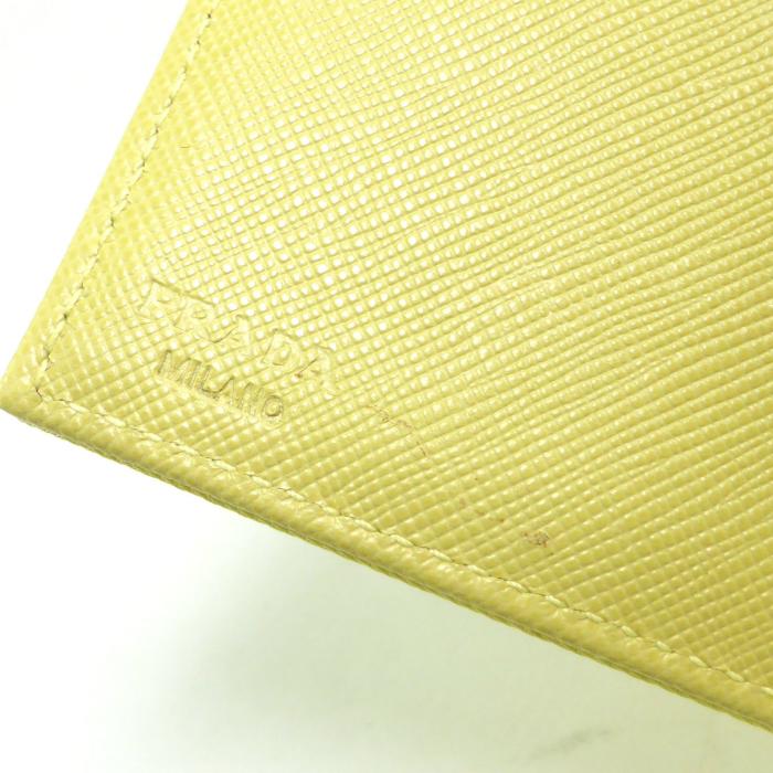 PRADA（プラダ） ナイロン テスート トライアングルロゴ 三つ折り 財布