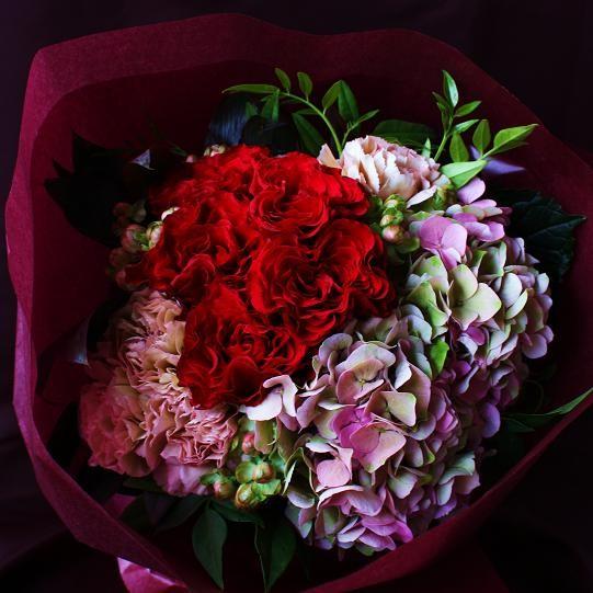 花束 花の名前は 最愛の人 バラ マ シェリーのゴージャスブーケ Rb 13 01 Aoyama花苑webshopレイリヤフー店 通販 Yahoo ショッピング