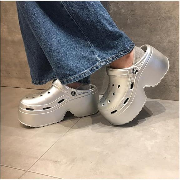 lonlonほぼ未使用ANNASUIサンダルレザーミューM23cm位605 厚底サンダル レディース ソール 9cm ミュール クロッグ アボ 穴