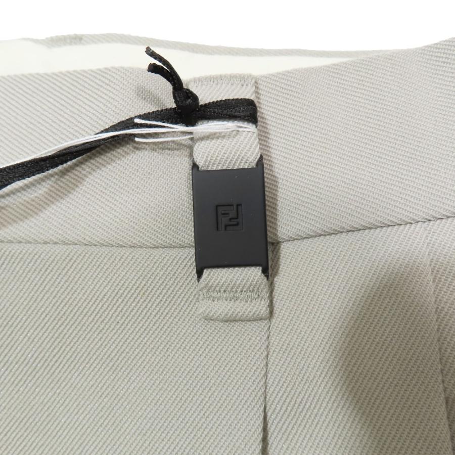 未使用 21aw FENDI フェンディ バミューダパンツ スラックス ショートパンツ FFロゴ金具 ハーフパンツ 2タック 無地 ワイド グレー 46 メンズ 古着 中古 | FENDI | 01
