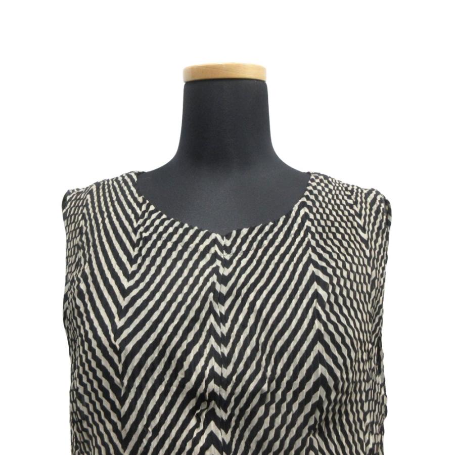 新品同様 02SS ISSEY MIYAKE イッセイミヤケ  ねじり プリーツ加工 ノースリーブ ワンピース ドレス ボーダー サイズ2 レディース 古着 中古 | ISSEY MIYAKE | 03