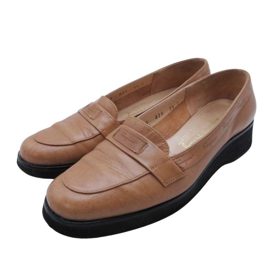 良品 Salvatore Ferragamo サルヴァトーレフェラガモ ラウンドトゥ ローファー スリッポン シューズ 靴 5.5/22.5 キャメル レディース 古着 中古 |  | 01