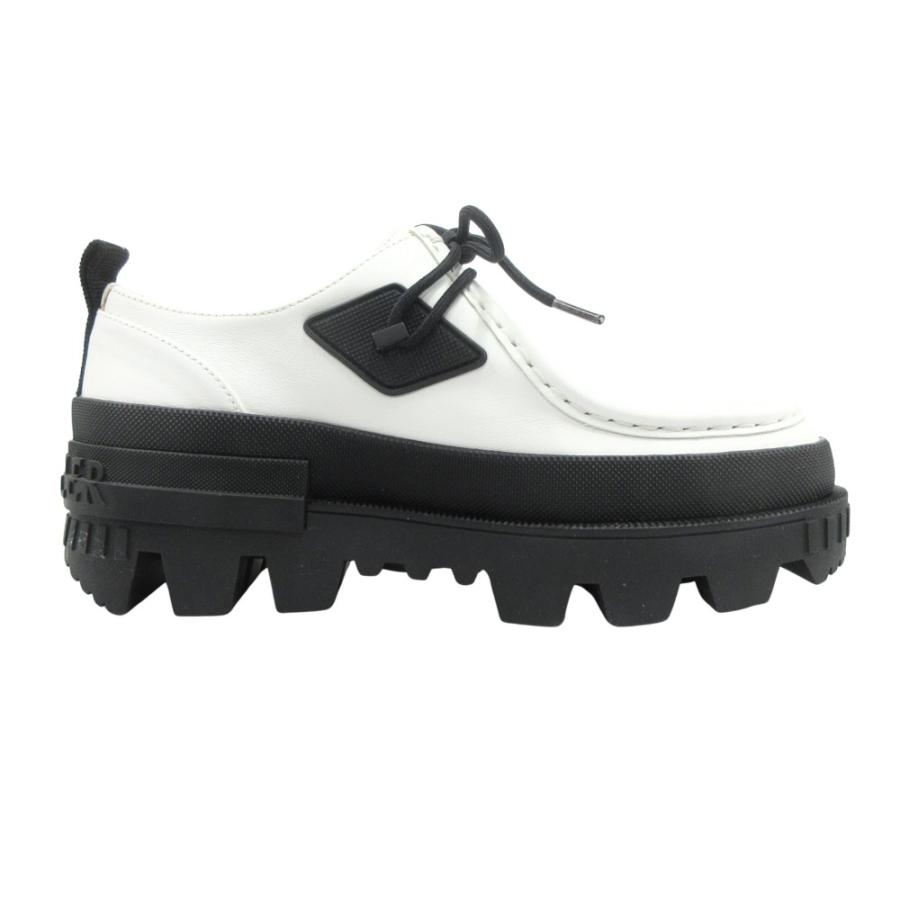 未使用 MONCLER モンクレール Mon Wallabee ワラビー ブーツ シューズ 靴 レザー バイカラー ロゴ サイズ35 22cm 白 黒 レディース 古着 中古 | MONCLER | 01
