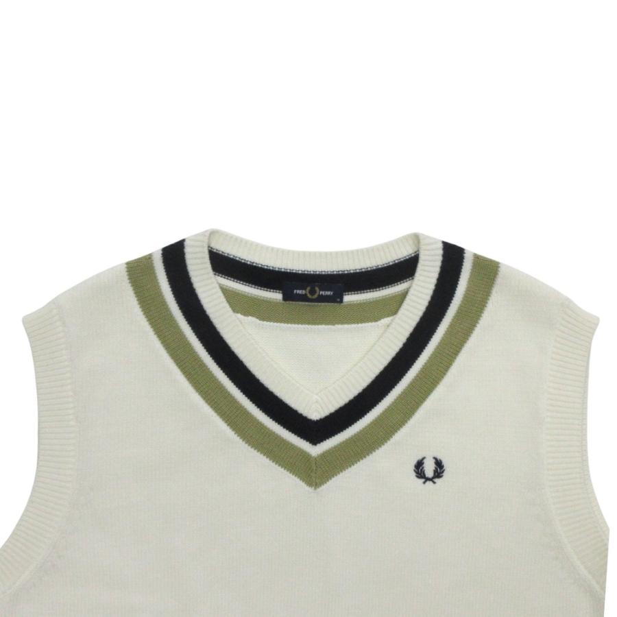 美品 FRED PERRY フレッドペリー セーター ベスト ノースリーブ ニット Vネック コットンブレンド チルデン FZ3246 M 白 紺 緑 メンズ 古着 中古 | FRED PERRY | 02