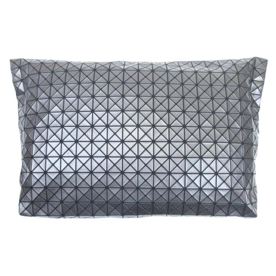 BAOBAO ISSEY MIYAKE 幾何学模様 クラッチバッグ グレー 美品 BAO ISSEY MIYAKE 美品 バオバオイッセイミヤケ 18aw ジオメトリック