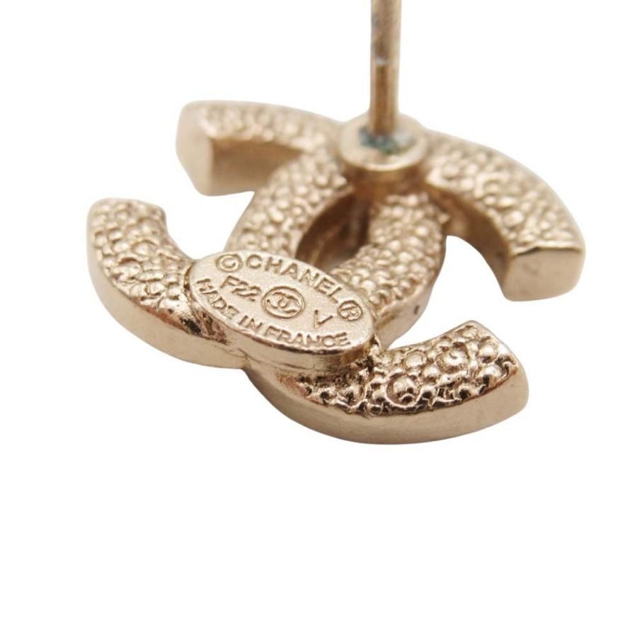 CHANEL　ピアス　22S ココマーク　アクセサリー　片耳 CHANEL（シャネル） 美品 22aw ココマーク スタッドピアス 片耳 ライン
