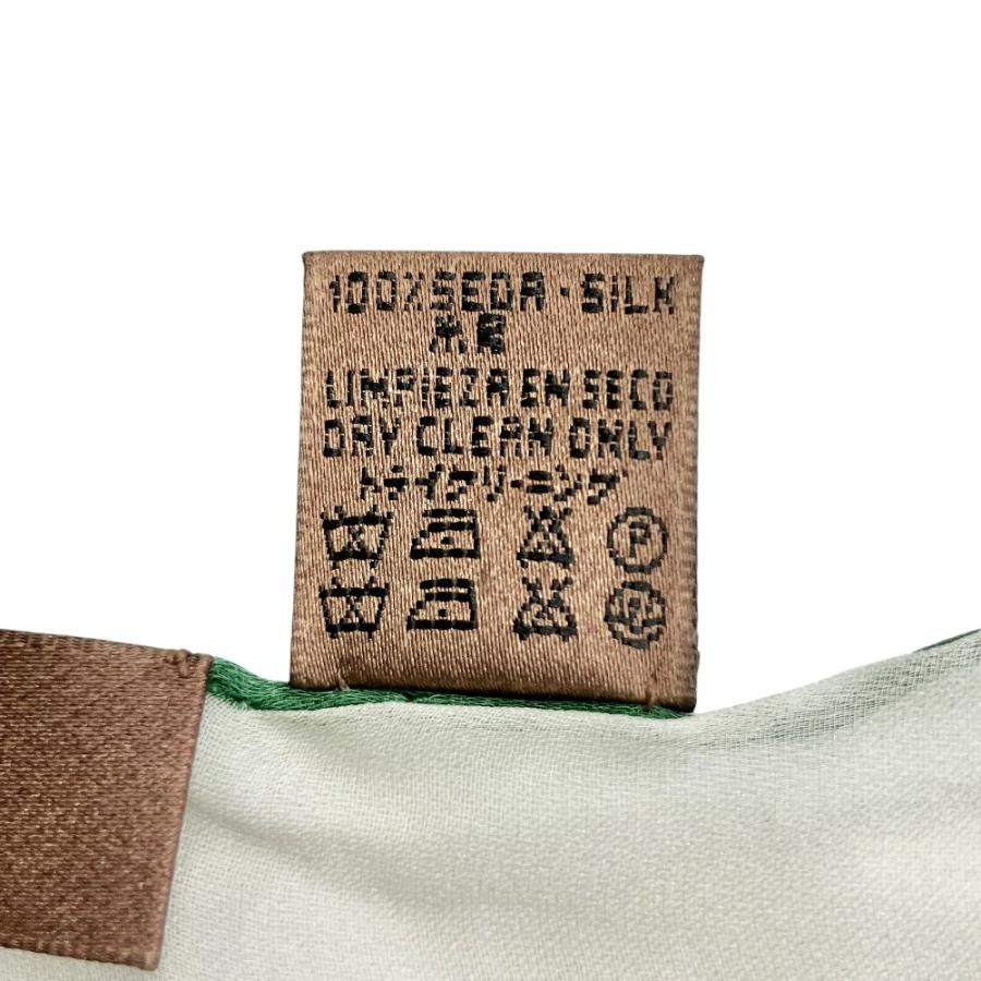 美品 LOEWE ロエベ ヴィンテージ アナグラム 総柄 シルク スカーフ バンダナ 白 ホワイト 緑 グリーン レディース 古着 中古 | LOEWE | 05