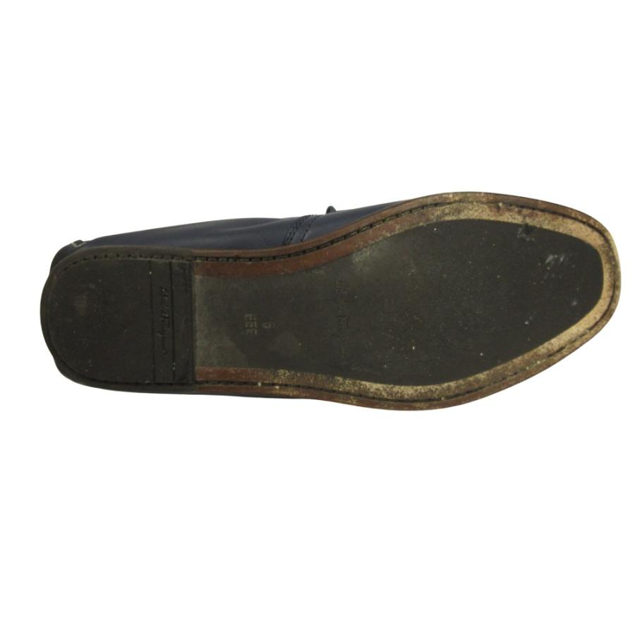 美品 Salvatore Ferragamo サルヴァトーレフェラガモ ヴァラリボン ドライビング シューズ ローファー モカシン レザー 6 24.5cm 紺 メンズ 古着 中古 |  | 06