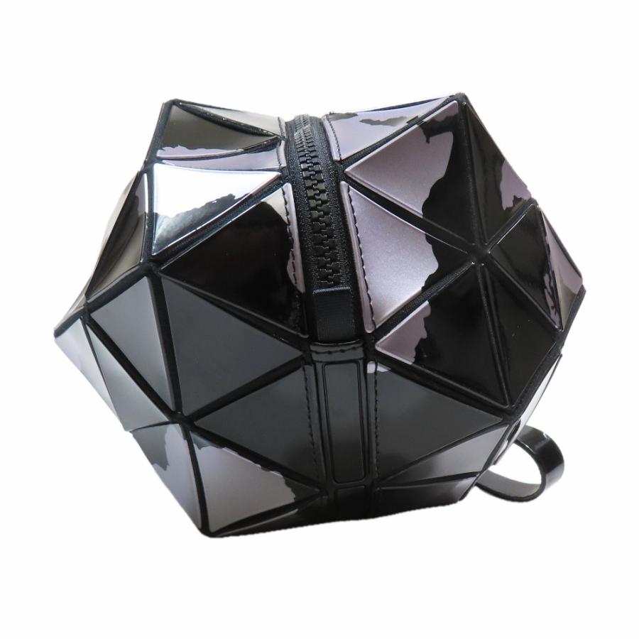 BAO ISSEY MIYAKE 良品 バオバオ イッセイミヤケ クラッチ