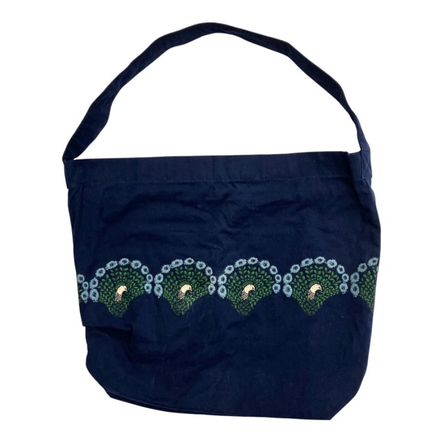 美品 mina perhonen ミナペルホネン peacock ピーコック ショルダー トート ボディ バッグ 鞄 孔雀 刺繍 ra9757 紺 ネイビー レディース 古着 中古 | mina perhonen | 01