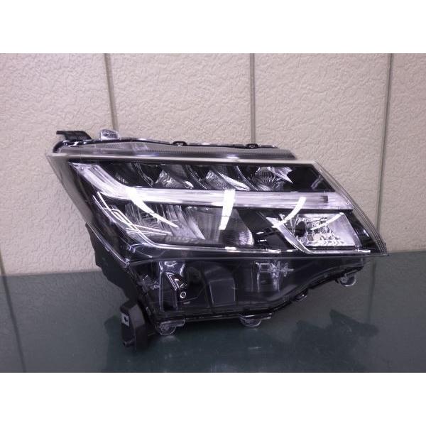 4078541 タンク/トール/ジャスティ 前期 右ライト LED STANLEY W3917