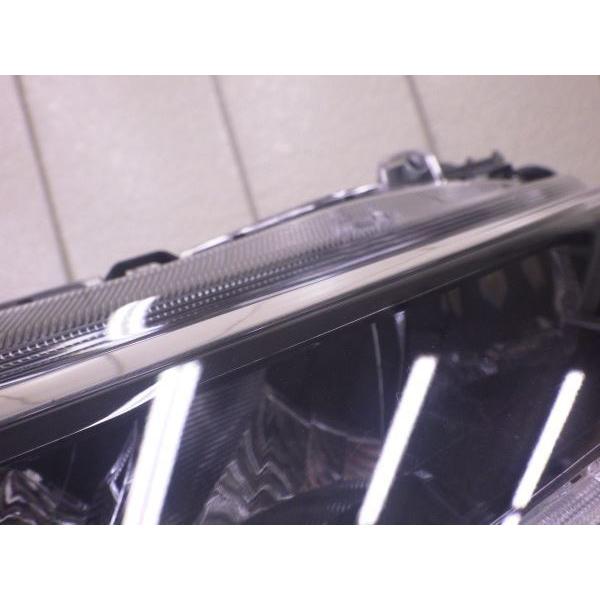 2165042 タンク/トール/ジャスティ 前期 左ライト LED STANLEY W3917