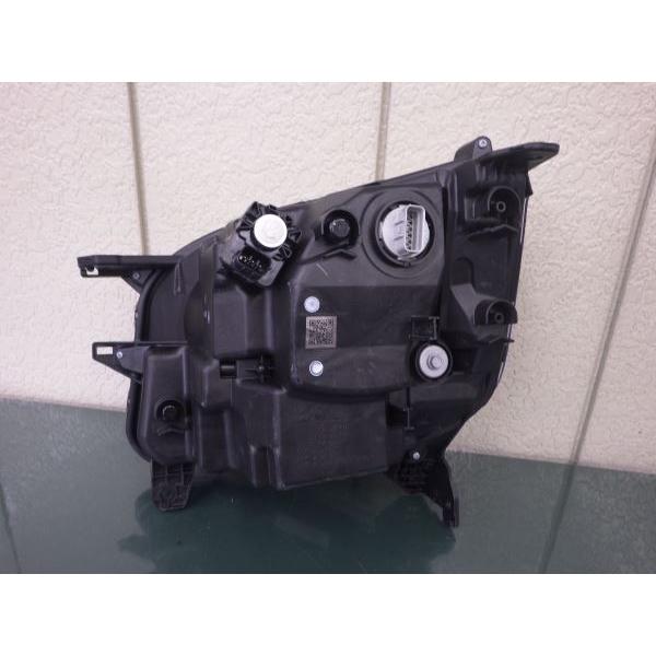 N-BOX 2148941 Nボックス JF3/JF4 前期 右ライト LED STANLEY W3105