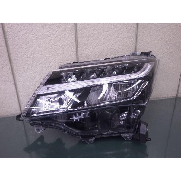 タンク M900A M910A 純正 左 ライト STANLEY W3917 2056242 タンク/トール/ジャスティ 前期 左ライト LED STANLEY W3917