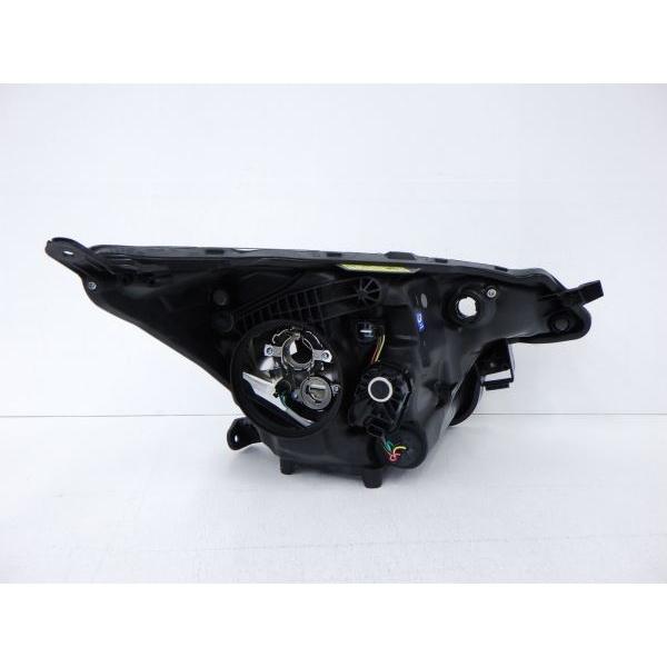 ラクティス 左ヘッドライト 81150-52J71 ラクティス 左ヘッドライト 81150-52J71