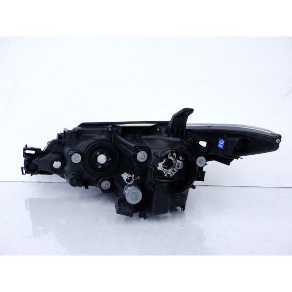 エスティマ 4117841☆ G 50系 中期後期 右ライト HID AFS KOITO