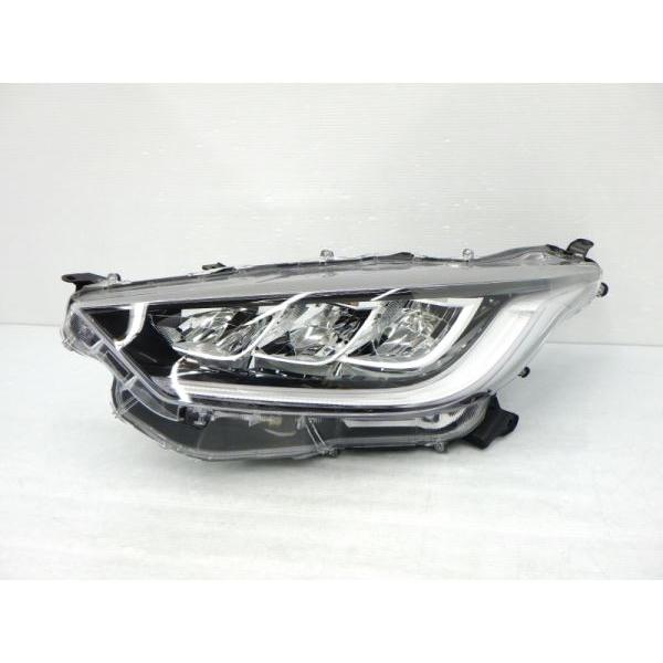 トヨタ（TOYOTA） 2198842 ヤリス 左ライト LED KOITO K0-3 MXPA10