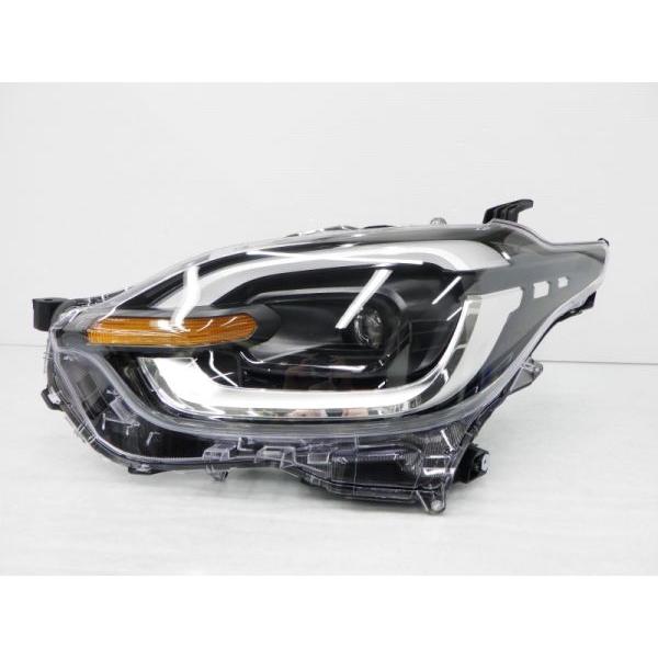 シエンタ(車) 2123342 シエンタ Z MXPC10G/MXPL10G/MXPL15G 左ライト
