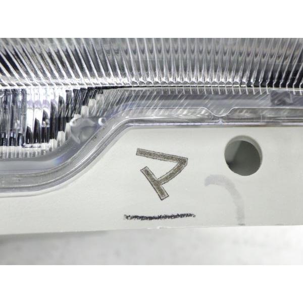 いすゞ（ISUZU） 2081542△ エルフ 左ライト LED KOITO 110-2199E 24V 
