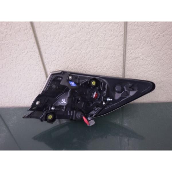 トヨタ（TOYOTA） T46562 カローラスポーツ 210系 前期 左テールランプ