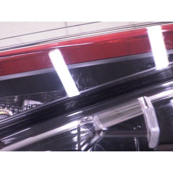 T60562 C-HR 前期 左リヤランプ LED KOITO 10-105 ZYX10/NGX10/NGX50