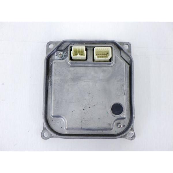 プリウス A01973 ZVW30 前期 LEDヘッドランプコンピューター 1個