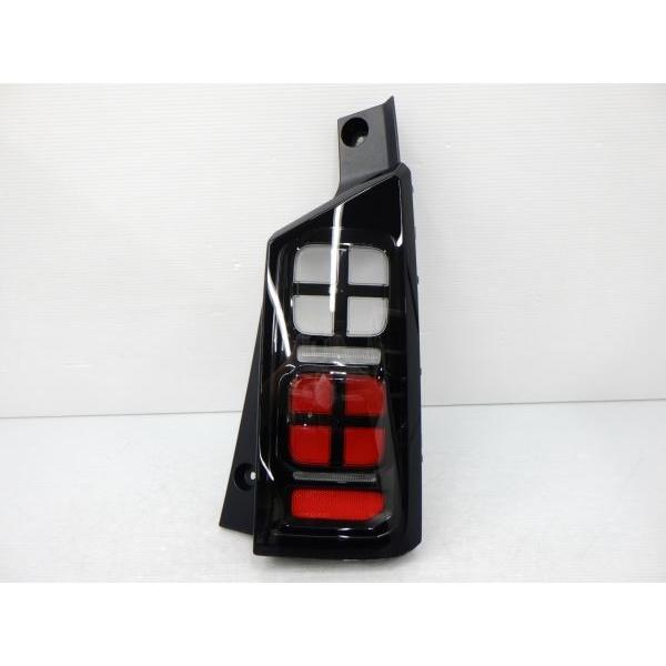 フリード T18161 新型 GT1/GT2/GT3/GT4/GT5/GT6/GT7/GT8 右テールランプ KOITO 220-622E7 ...
